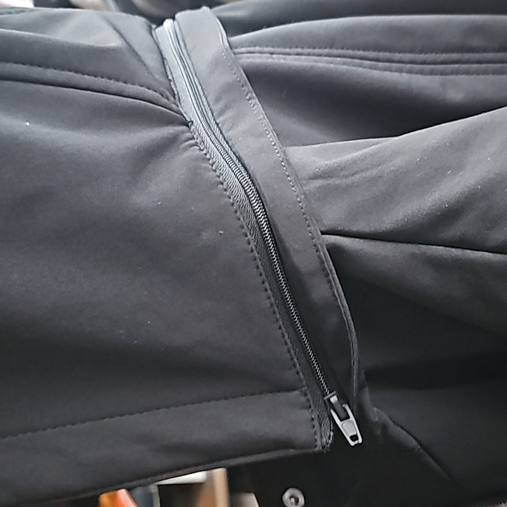 Black coat - Picture 8 of 9